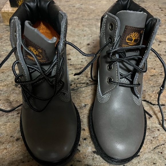 Kids boots - Picture 1 of 6